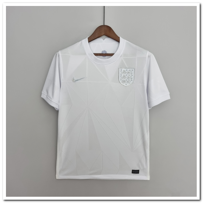 Images/Blog/rKvcrVxN-เสื้อบอล ทีมชาติอังกฤษ ทีมเหย้า สีขาว 2022-2023 บอลโลก Worldcup 2022 Qatar - SCC SPORTS.png
